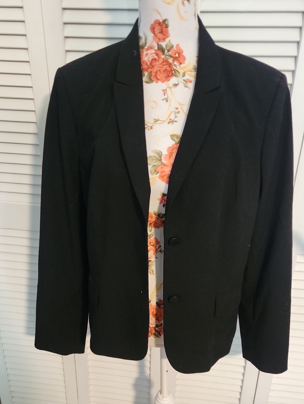 Calvin Klein Black Women's Two-Button Blazer